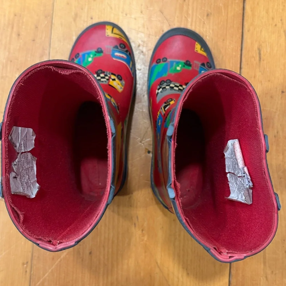 Hatley Kids Rain Boots with Vehicle Design Red Trucks toddler size 11